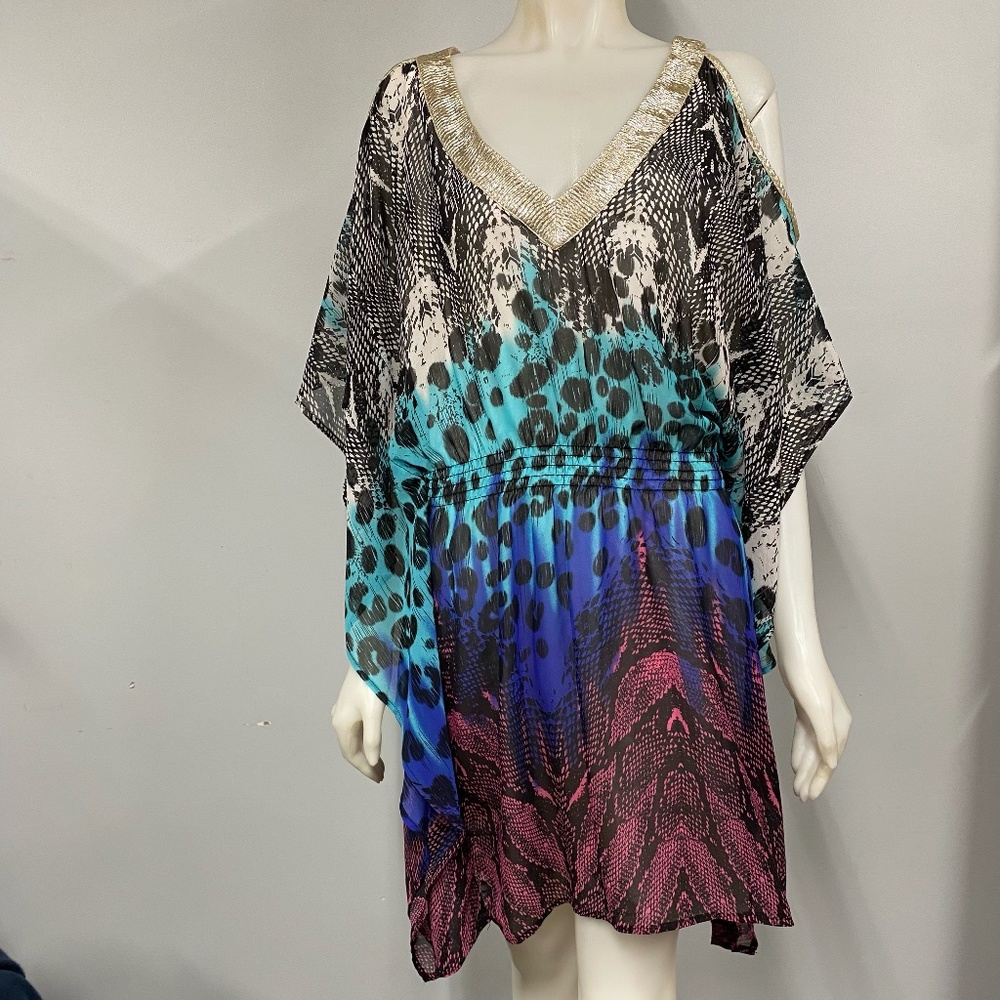 2b bebe kaftan dress size Large